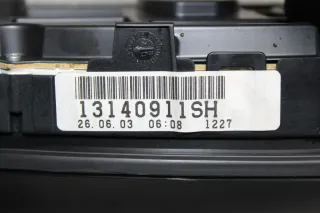 Tacho Kombiinstrument 13140911SH Opel Vectra C Bj.03 - Bild 4