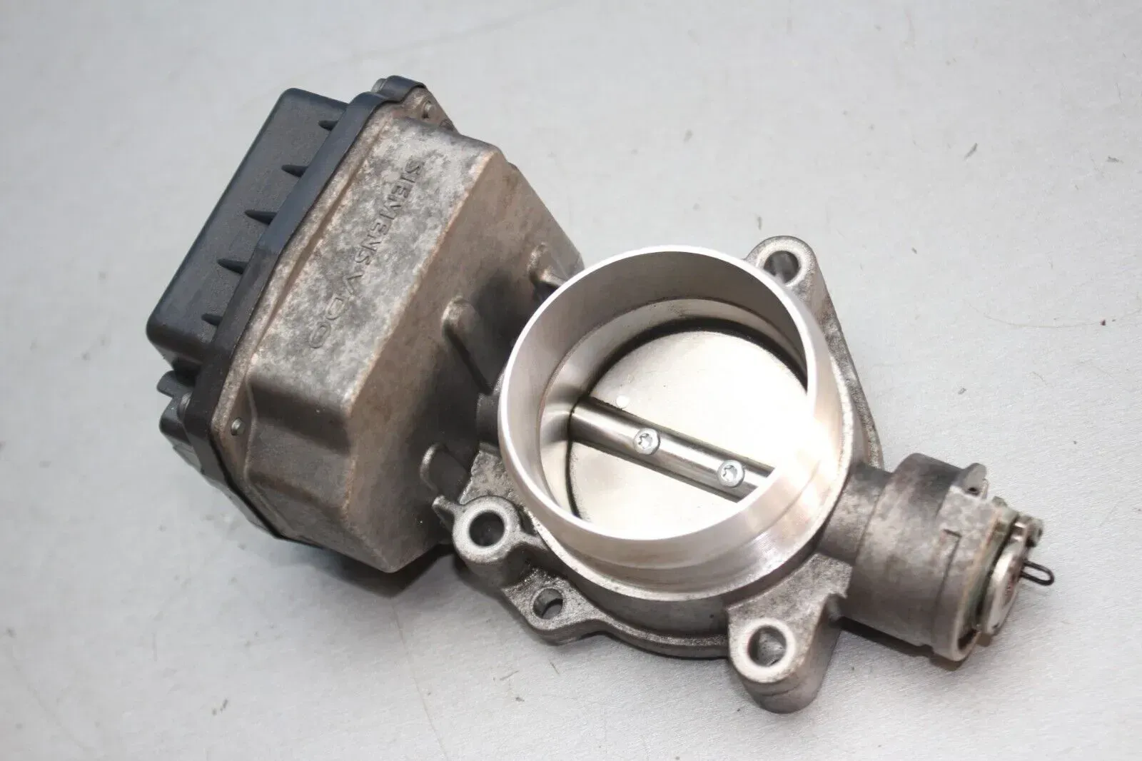Drosselklappe 9650787380 Peugeot 407 6D 2.0 Benzin Bj.06 - Bild 1
