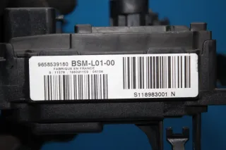 Sicherungskasten BSM Steuergerät 9658539180 S118983001N Peugeot 407 6D Bj.06 - Bild 3