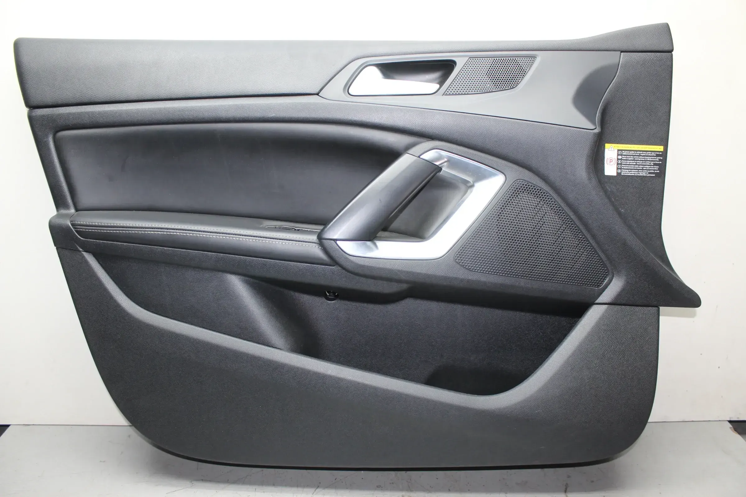 Türverkleidung Türpappe Leder vorne links Peugeot 308 II SW Bj.15 - Bild 1