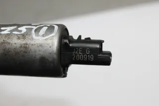 Steuerventil Nockenwellenverstellung 9825813780 Peugeot 308 II SW 1.2 THP Bj.15 - Bild 4