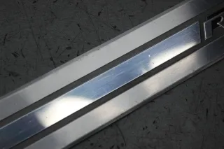 1x Einstiegleiste vorne links = rechts 5N0853537C (2) VW Tiguan I 5N R-Line - Bild 5