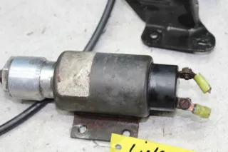 Stellmotor für IDLE Controller Penntex Solenoid operated for mechanical throttle - Bild 2