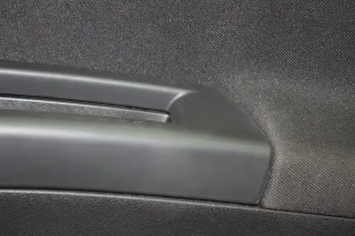 Opel Meriva B Bj.12 Türverkleidung Türpappe Türöffner vorne rechts 13313028 - Bild 4