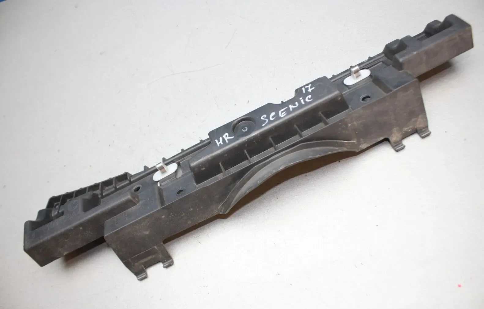 Halter Seitenschweller unten hinten rechts 764A88097R Renault Scenic 4 IV Bj.17 - Bild 1
