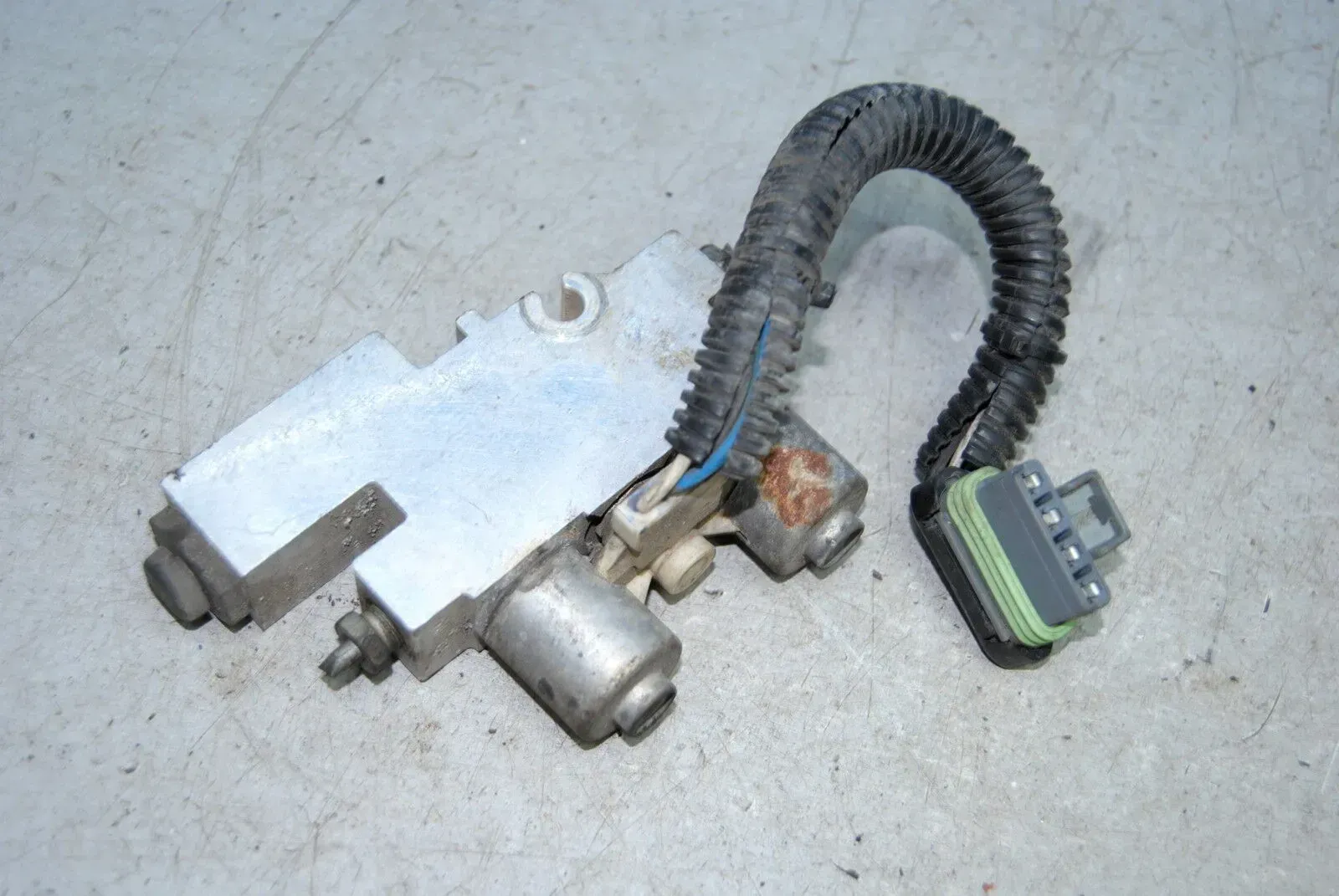 ABS Bremskraftverstärker Bremse Pumpe X0430A hinten Dodge Durango 5.9 DN Bj.00 - Bild 1