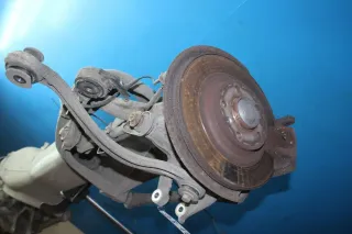 Hinterachse Achsträger hinten Achsschenkel 9640718710 Citroen C5 III RW Bj.12 - Bild 5