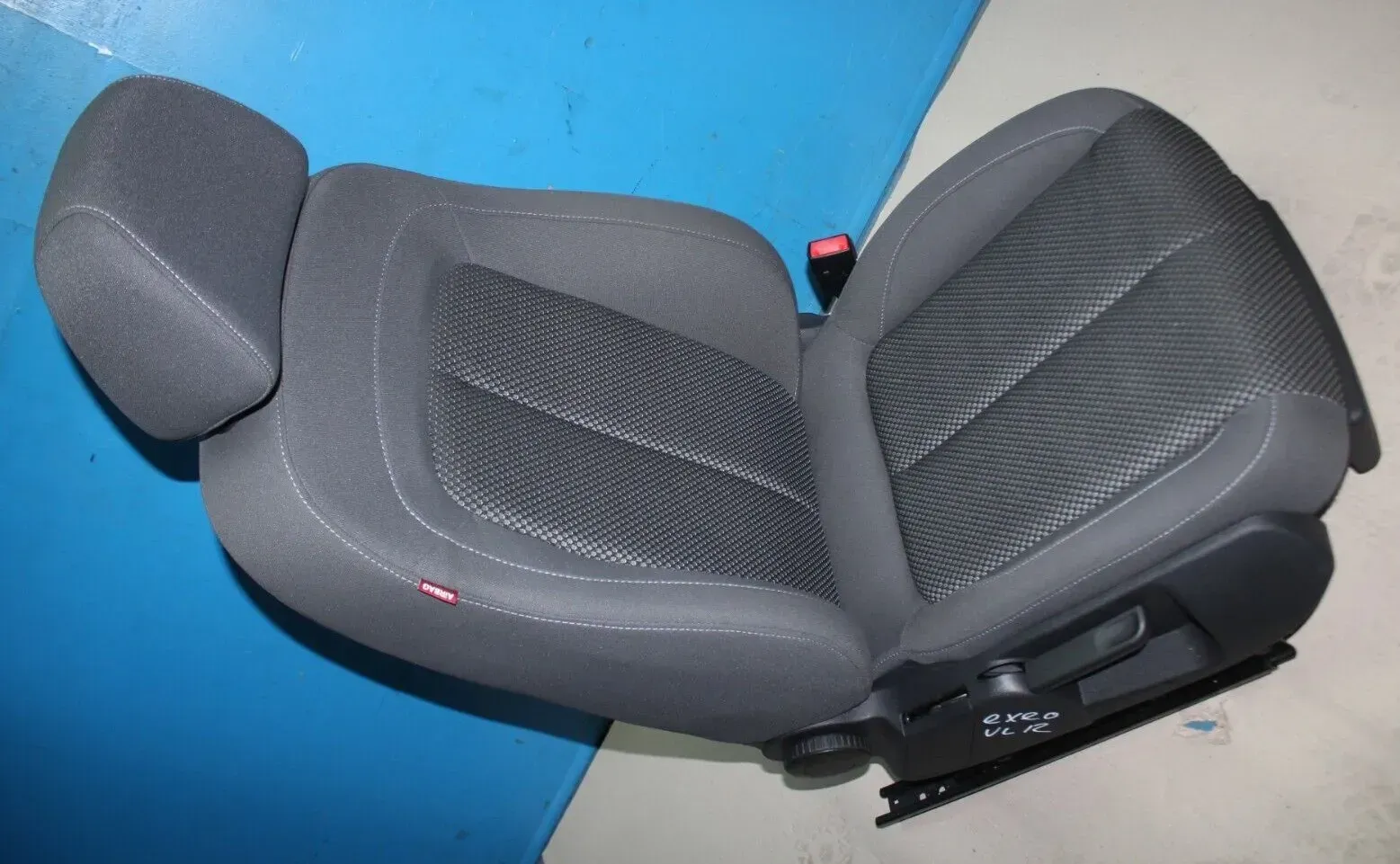 Beifahrersitz Sitz vorne rechts mit Sitzheizung Seat Exeo ST 3R Bj.12 - Bild 1