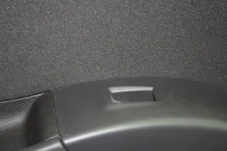 Opel Meriva B Bj.12 Türverkleidung Türpappe Türöffner vorne rechts 13313028 - Bild 5