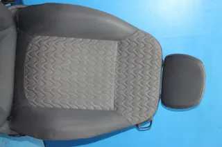 Fahrersitz Sitz vorne links Sitzheizung nicht Original Opel Corsa D 2-türig Bj.13 - Bild 4