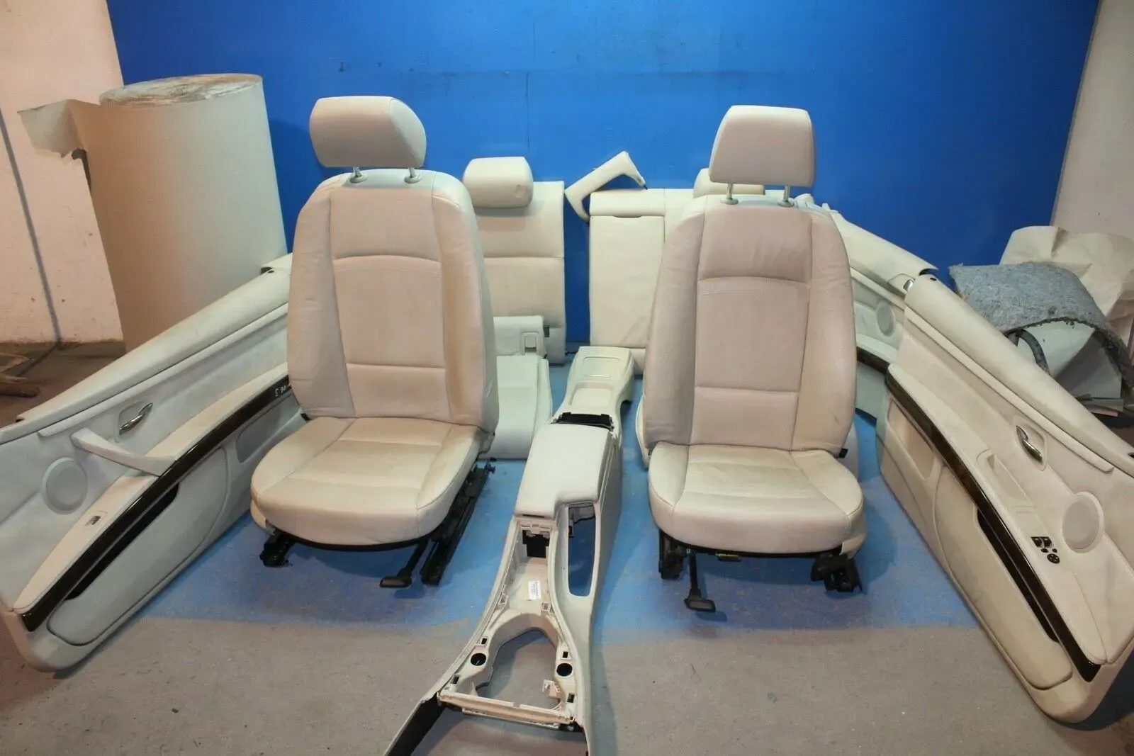 BMW 3er E92 Coupe 320d Bj.07 2-türig Lederausstattung Beige Leder Sitze Armlehne - Bild 1