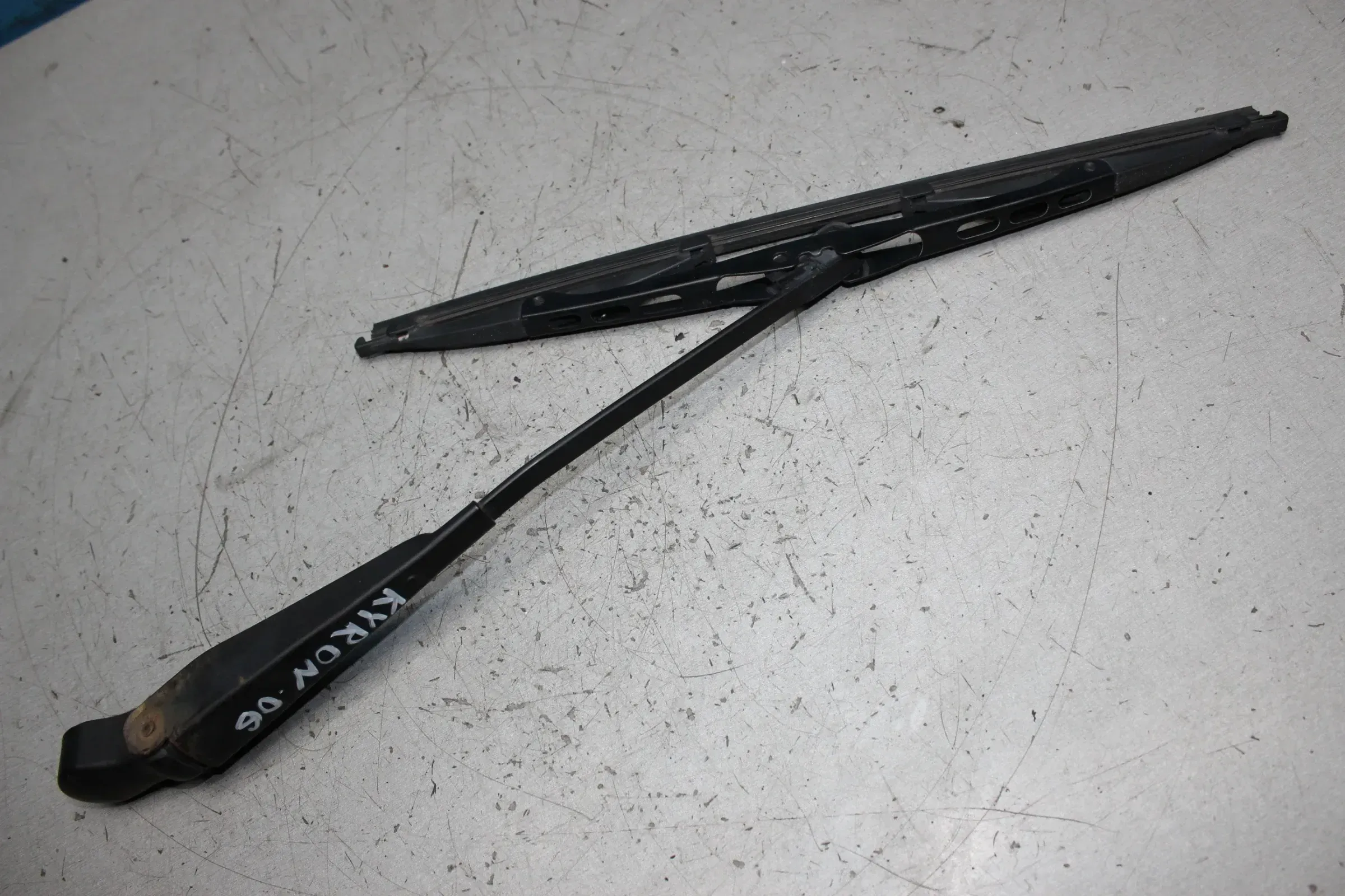 Heckwischerarm Wischerarm hinten SsangYong Kyron Bj.06 - Bild 1