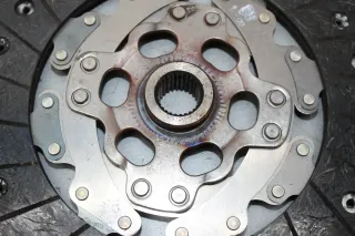 ZMS Schwungscheibe Schwungrad Druckplatte Skoda Octavia I Combi 1U 1.9 TDi Bj.03 - Bild 6