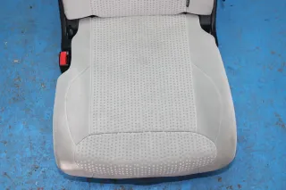 Citroen C4 Picasso I UD Bj.10 Sitz hinten links ISOFIX - Bild 2