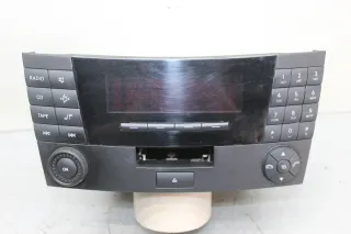 Autoradio Radio CD Player A2118200079 Model CK1210 Mercedes E-Kl W211 Bj.02 - Bild 1