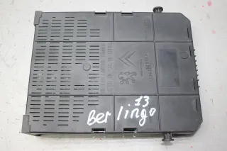 Sicherungskasten Relaiskasten 9678477080 Citroen Berlingo II B9 Bj.13 - Bild 2