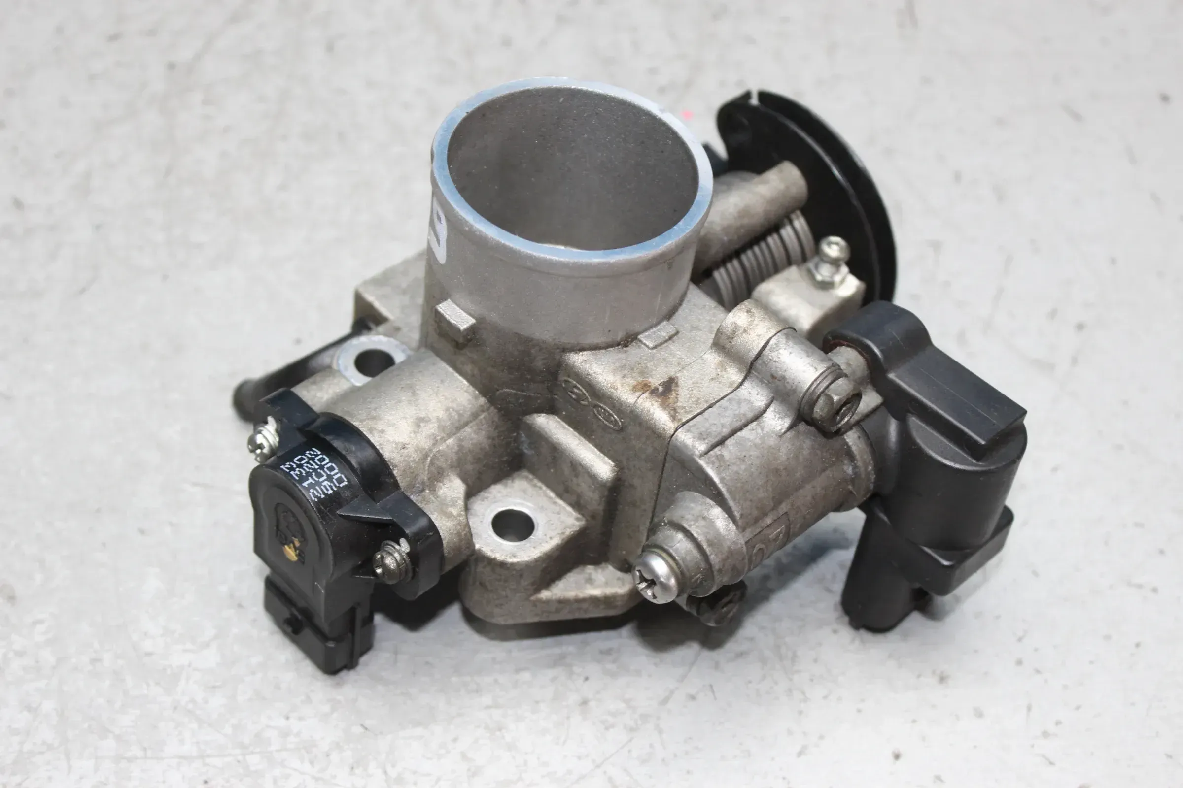 Drosselklappe 35150-02800, 35100-02930 Hyundai i10 PA 1.1 Bj.09 - Bild 1