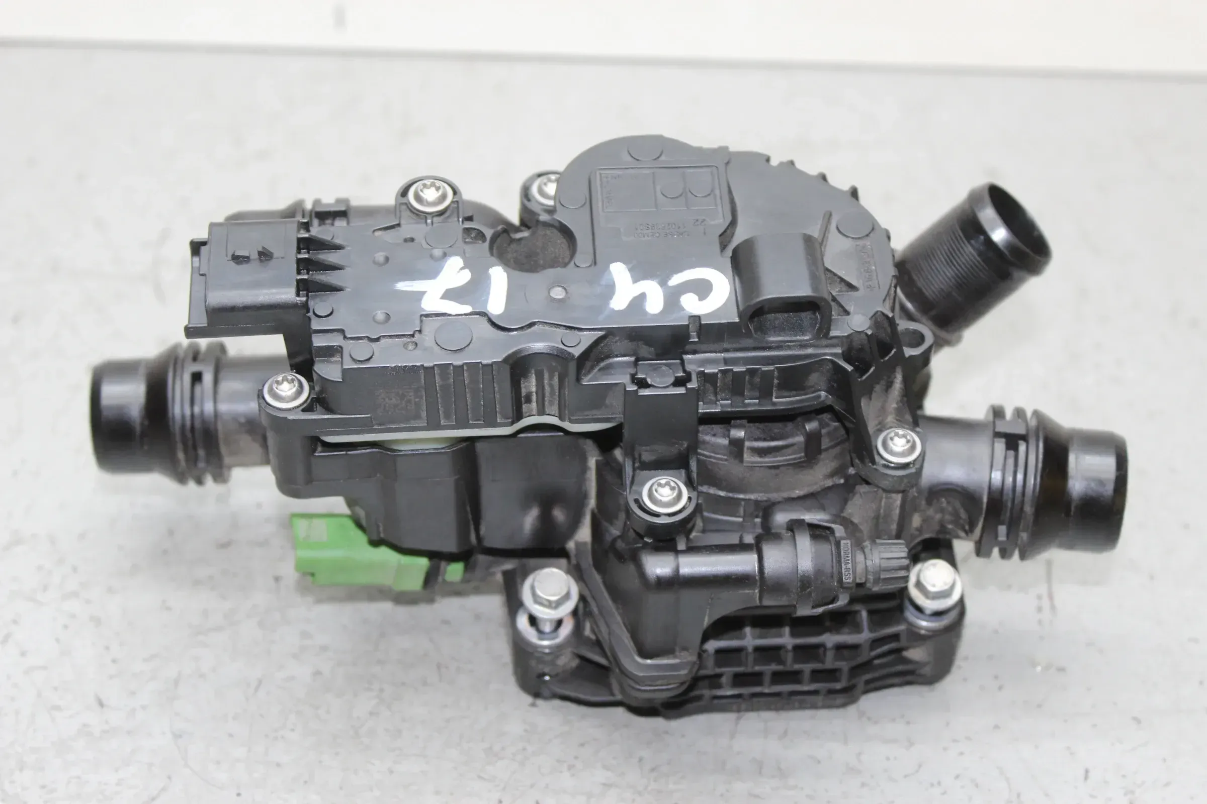 Thermostatgehäuse 9803549480 Citroen C4 Picasso II 1.6 HDi Bj.17 - Bild 1