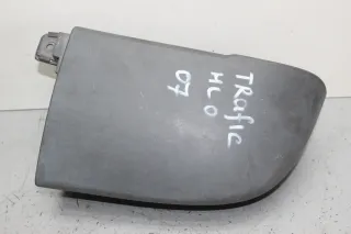 Abdeckung Blende hinten über Rückleuchte links 8200229874 Renault Trafic II Bj07 - Bild 2