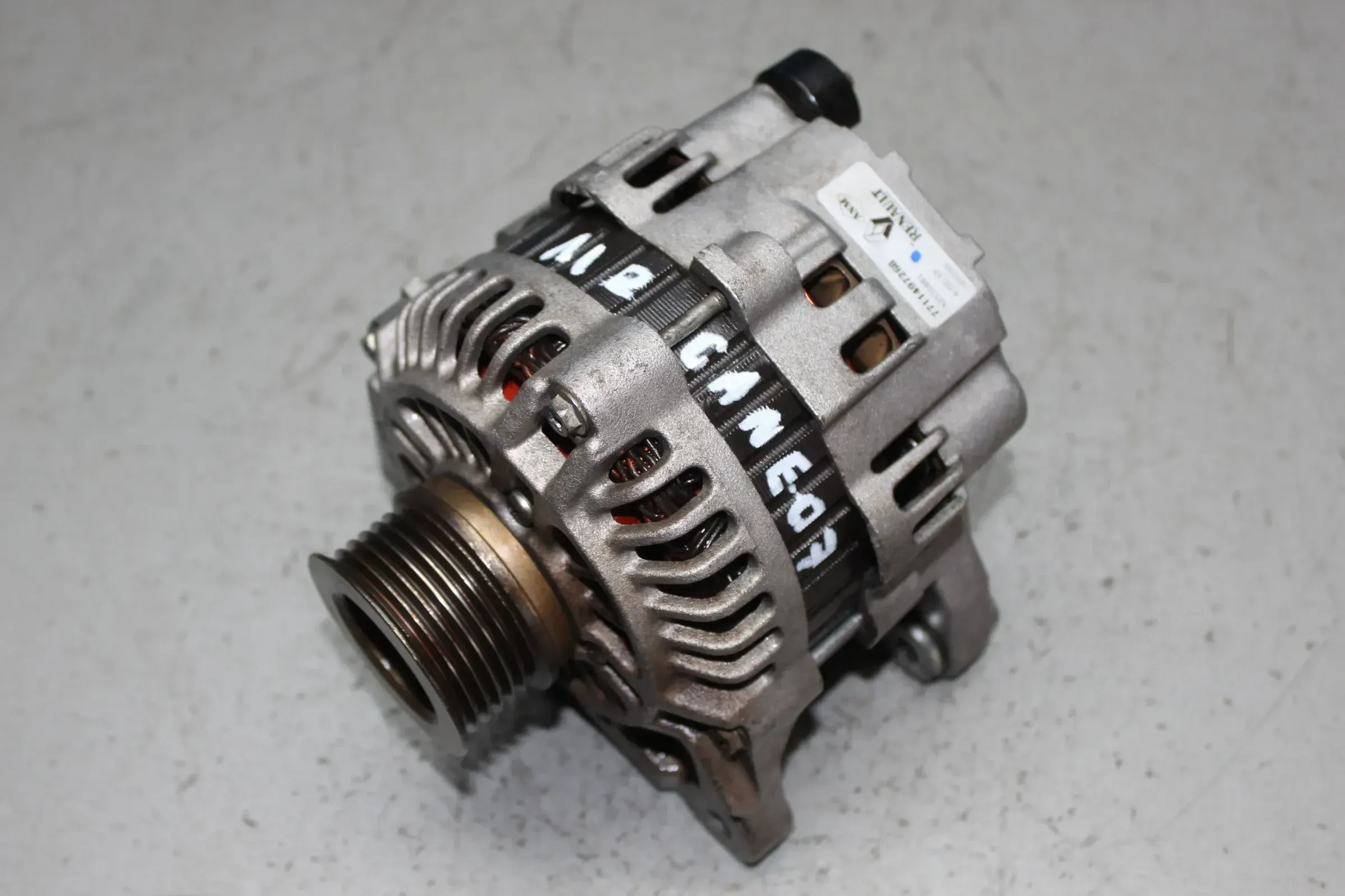 Lichtmaschine Generator 7711497268 Renault Megane II 1.6 16V Bj.07 - Bild 1
