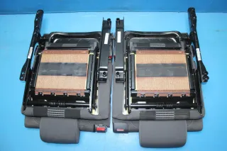 2x Sitz Gurt hinten Kofferraum links rechts 3te Reihe VW Touran 1T1 1T2 Bj.08 - Bild 9