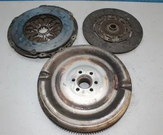 ZMS Schwungscheibe Schwungrad 03G105266BB, 03G141025F VW Touran 1T2 2.0 TDi - Bild 3