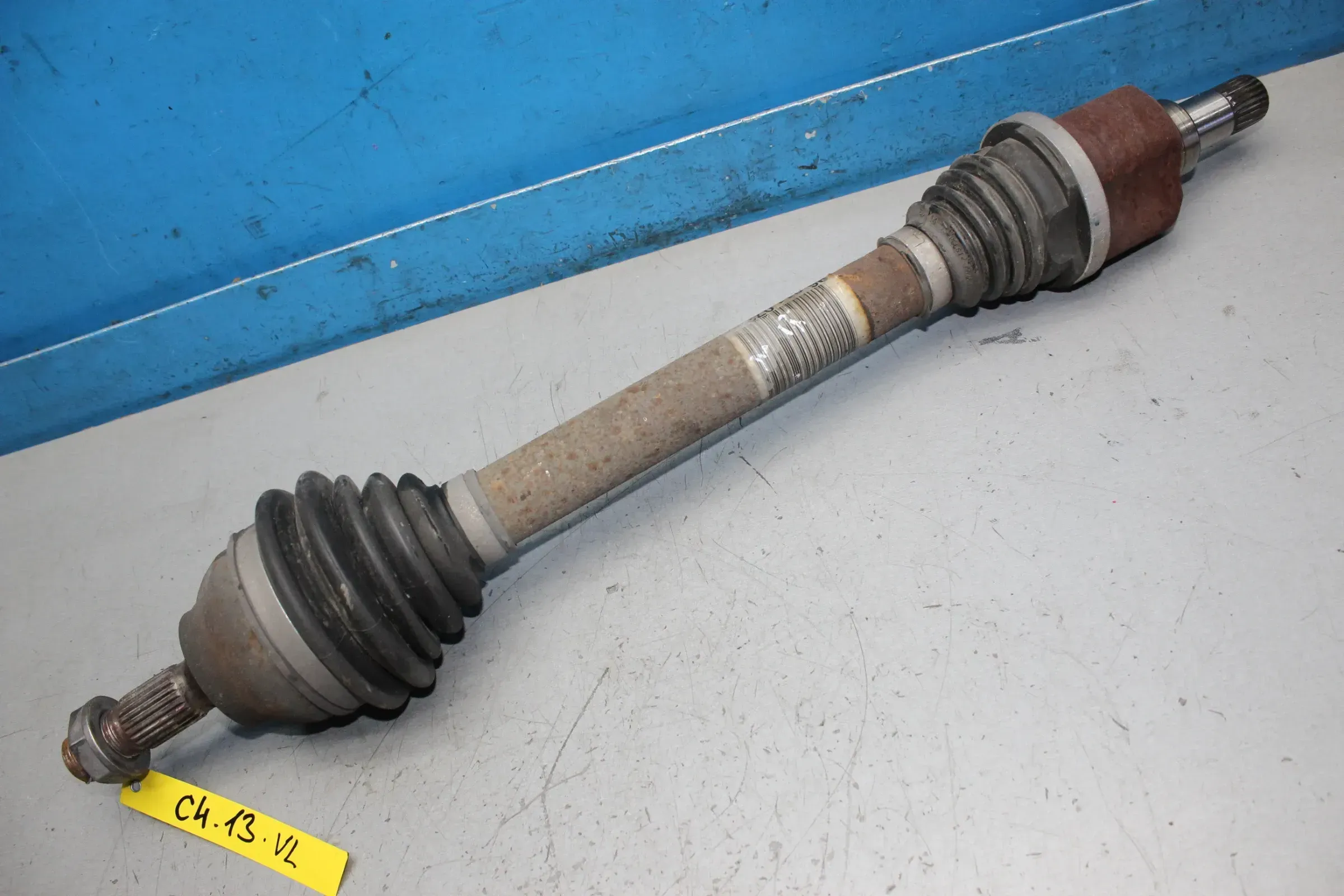 Antriebswelle Gelenkwelle vorne links 9661107380 Citroen C4 II NC 1.6 HDi Bj.13 - Bild 1