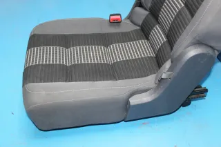 Isofix Sitz hinten links 2te Reihe VW Touran 1T1 1T2 Bj.08 - Bild 6