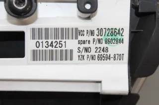 Tacho Kombiinstrument 30710071, 30728642 Volvo V50 1.6 16V Bj.06 - Bild 7