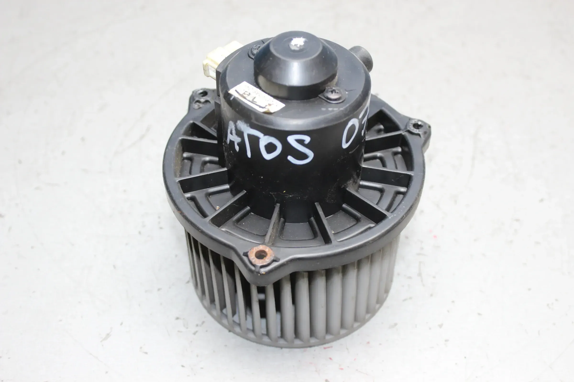 Gebläsemotor Heizung Gebläse Lüfter Hyundai Atos Prime MXI Bj.07 - Bild 1