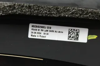 Porsche Macan XAB 2024- Seitenscheibe Scheibe hinten rechts getönt 95C845298EJGV9 - Bild 10