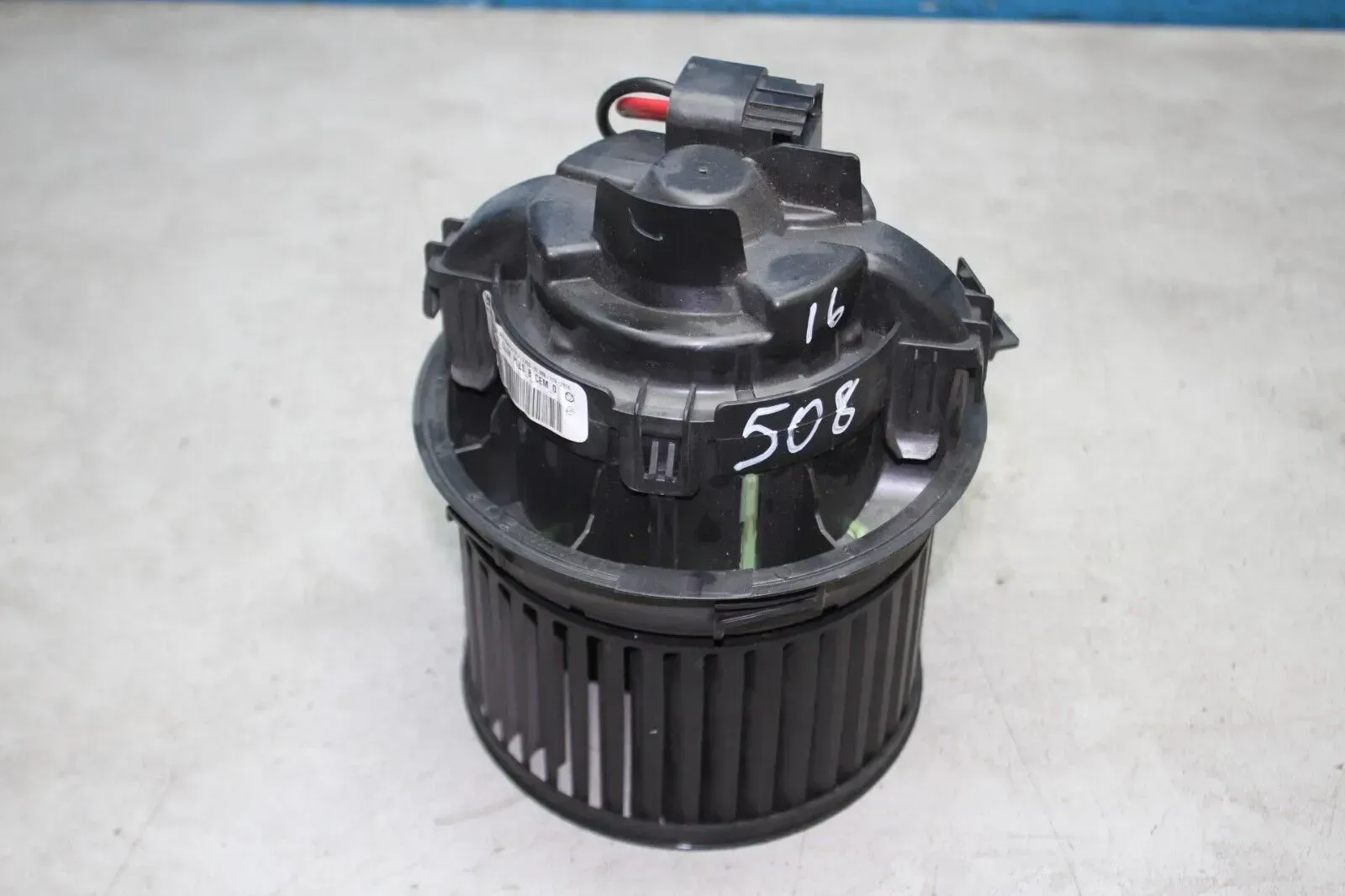 Gebläsemotor Heizung Gebläse Lufter T1013000E Peugeot 508 I 8D Bj.16 - Bild 1