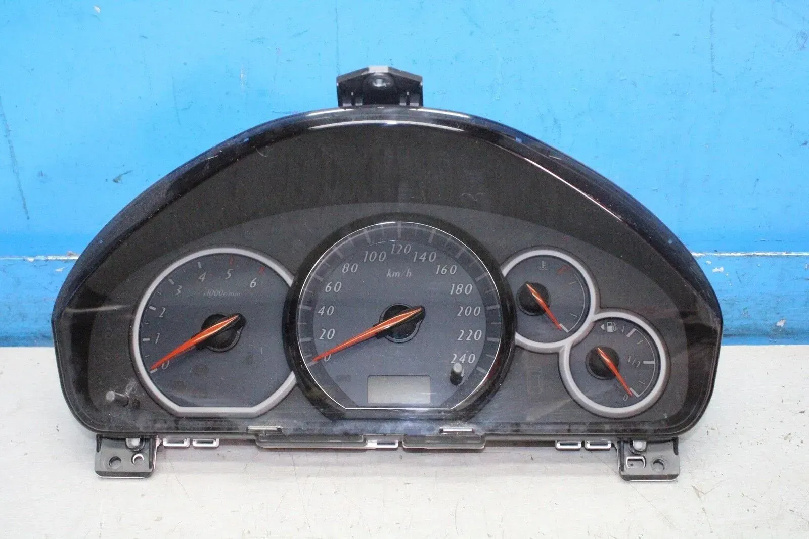 Mitsubishi Grandis Bj.08 2.0 DI-D Tacho Kombiinsrument 8100A198 257430-1282 - Bild 1