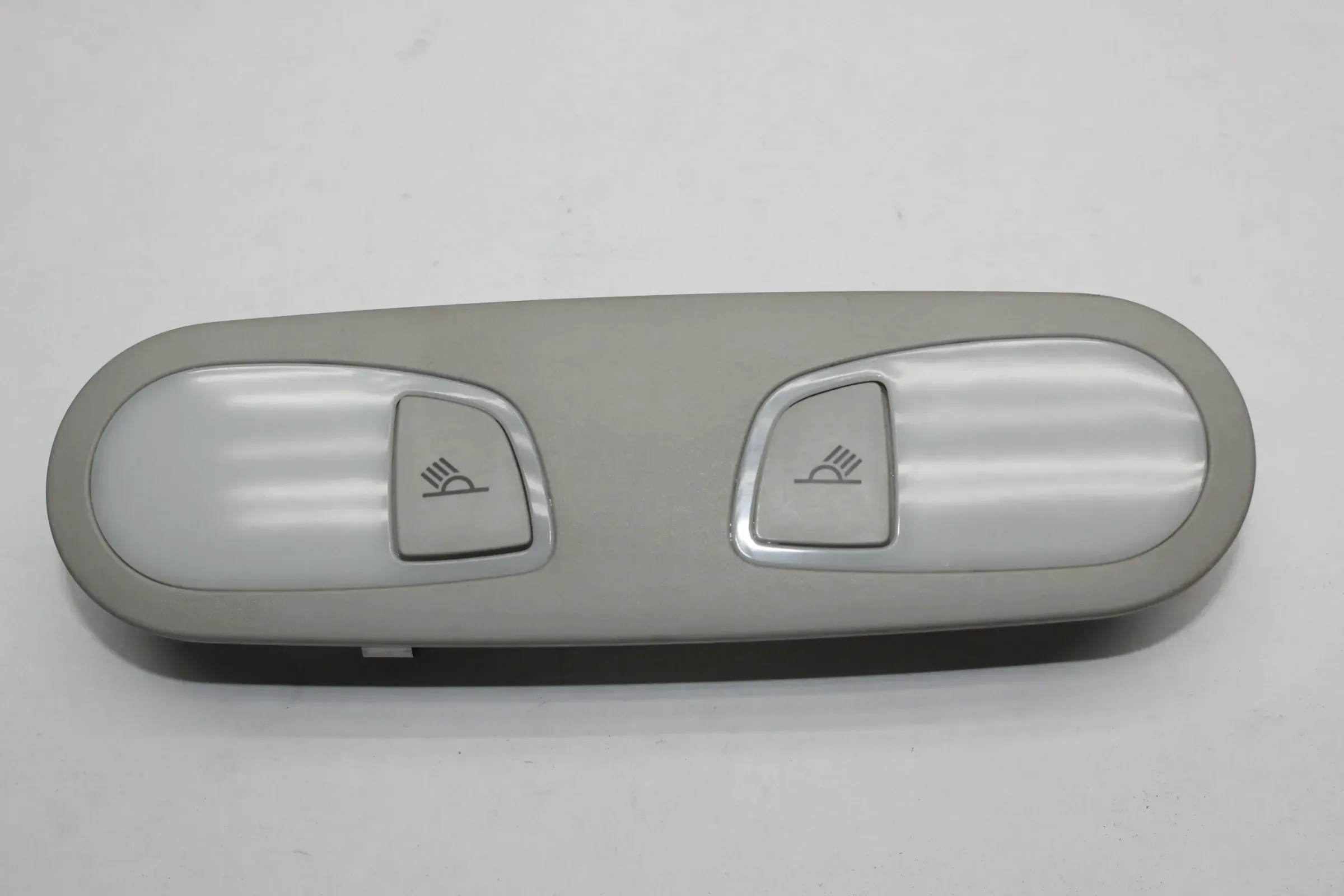 Innenleuchte Leseleuchte Leuchte hinten 4G0947111 Audi A6 4G C7 Bj.12 - Bild 1