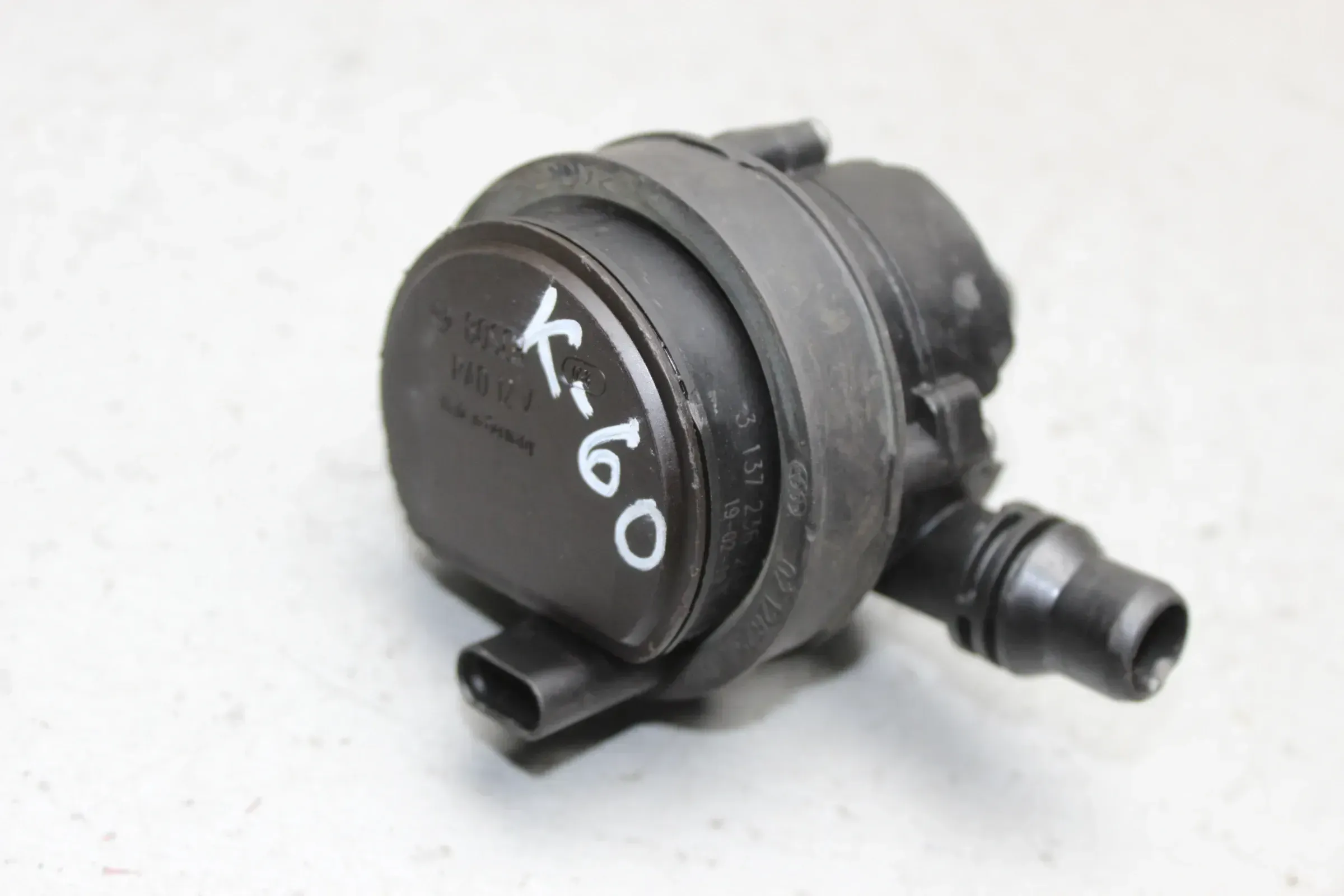 Zusatzwasserpumpe Wasserpumpe Pumpe A0005005400 0392023335 Mercedes Bosch - Bild 1