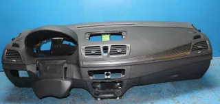 Armaturenbrett mit Modul 985250003R 681000021R Renault Megane 3 III Coupe Bj.10 - Bild 2