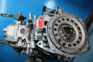 Honda Civic VIII Stufenheck FD 1.3 Hybrid 70 kW Benzin & Elektro Motor LDA2 MF5 - Bild 2