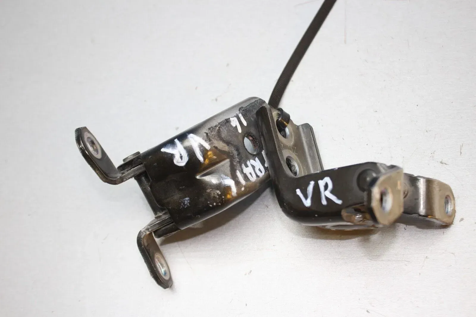 2x Türscharnier Scharnier vorne rechts Nissan X-Trail T32 Bj.16 - Bild 1