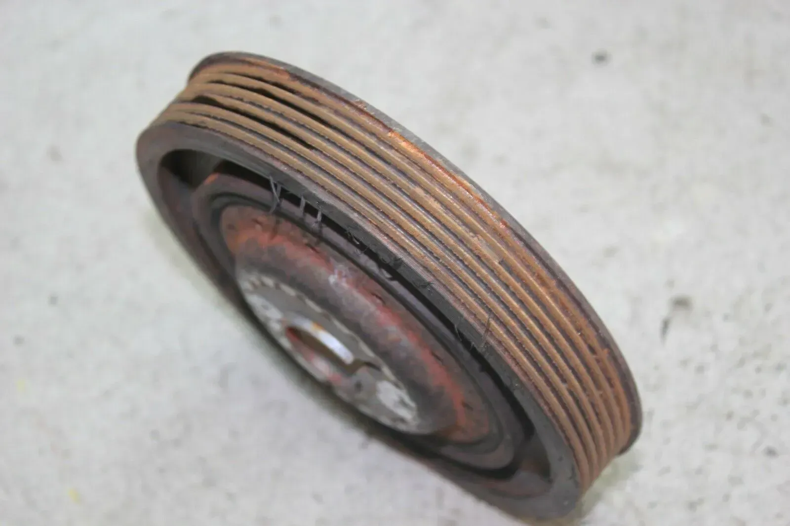 Renault Clio III 1.5 dCi Bj.09 Riemenscheibe für Kurbelwelle - Bild 1
