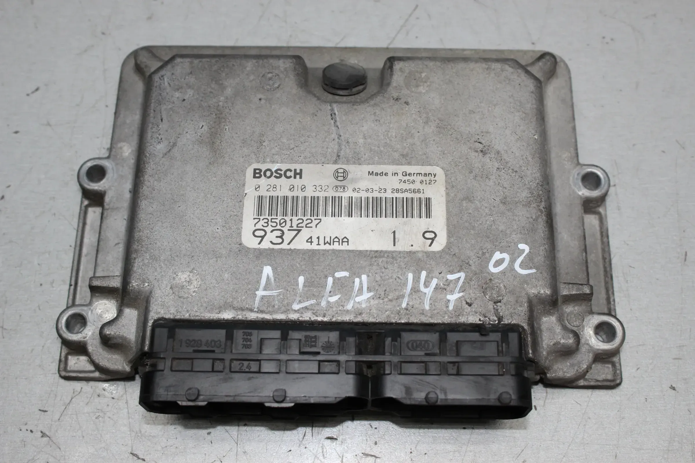 Motorsteuergerät Steuergerät BOSCH 0281010332, 73501227 Alfa Romeo 147 1.9 JTD Bj.02 - Bild 1