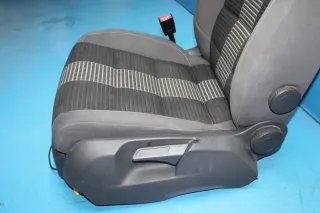 Fahrersitz Sitz vorne links mit Sitzheizung VW Touran 1T1 1T2 Bj.08 - Bild 2