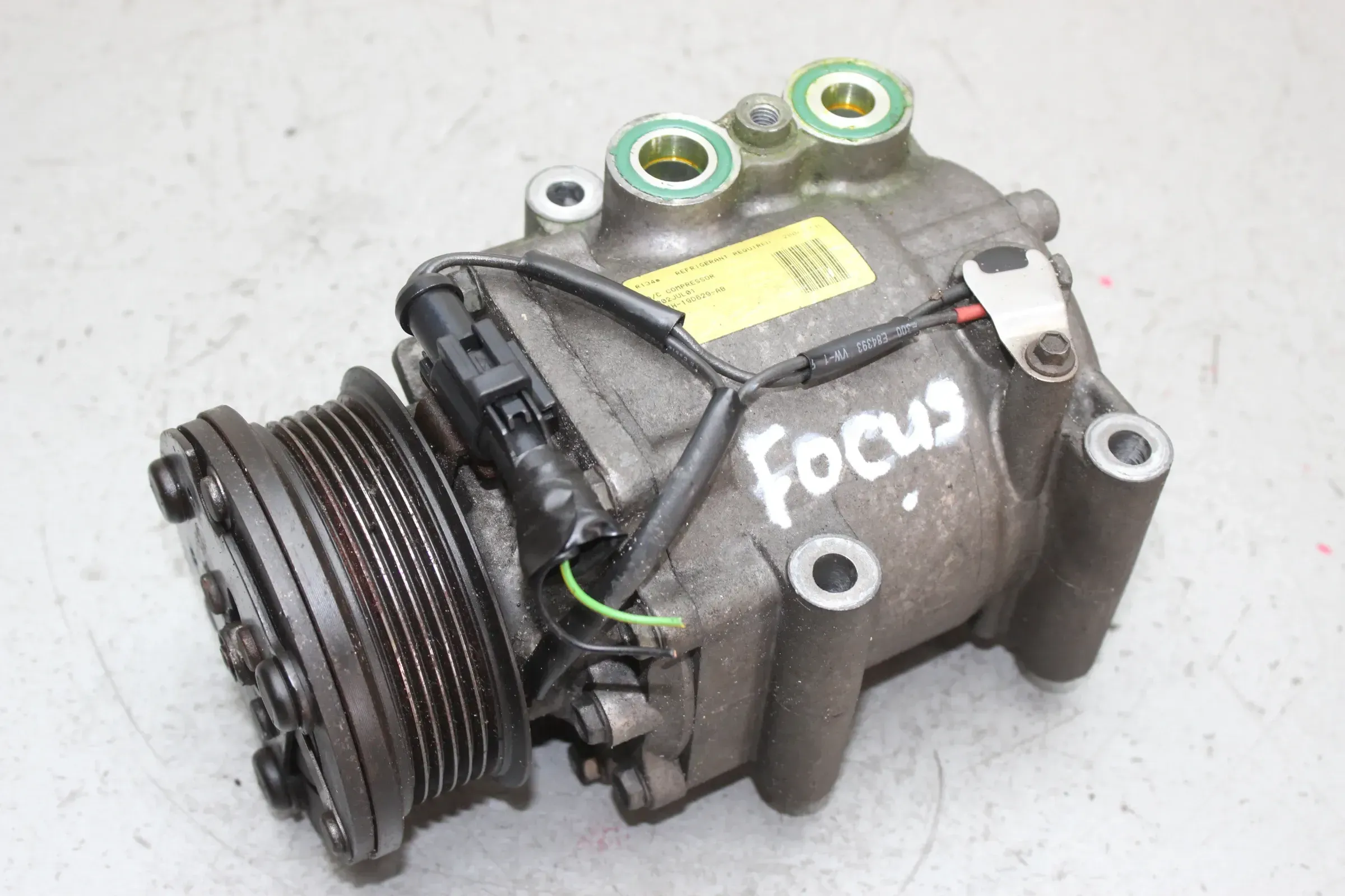 Klimakompressor Klima Kompressor YS4H-19D629-AB Ford Focus DAW 1.6 Bj.02 - Bild 1