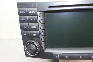 Autoradio Navi Radio CD Navigation A2118203597 Mercedes E-Kl W211 Bj.06 - Bild 2
