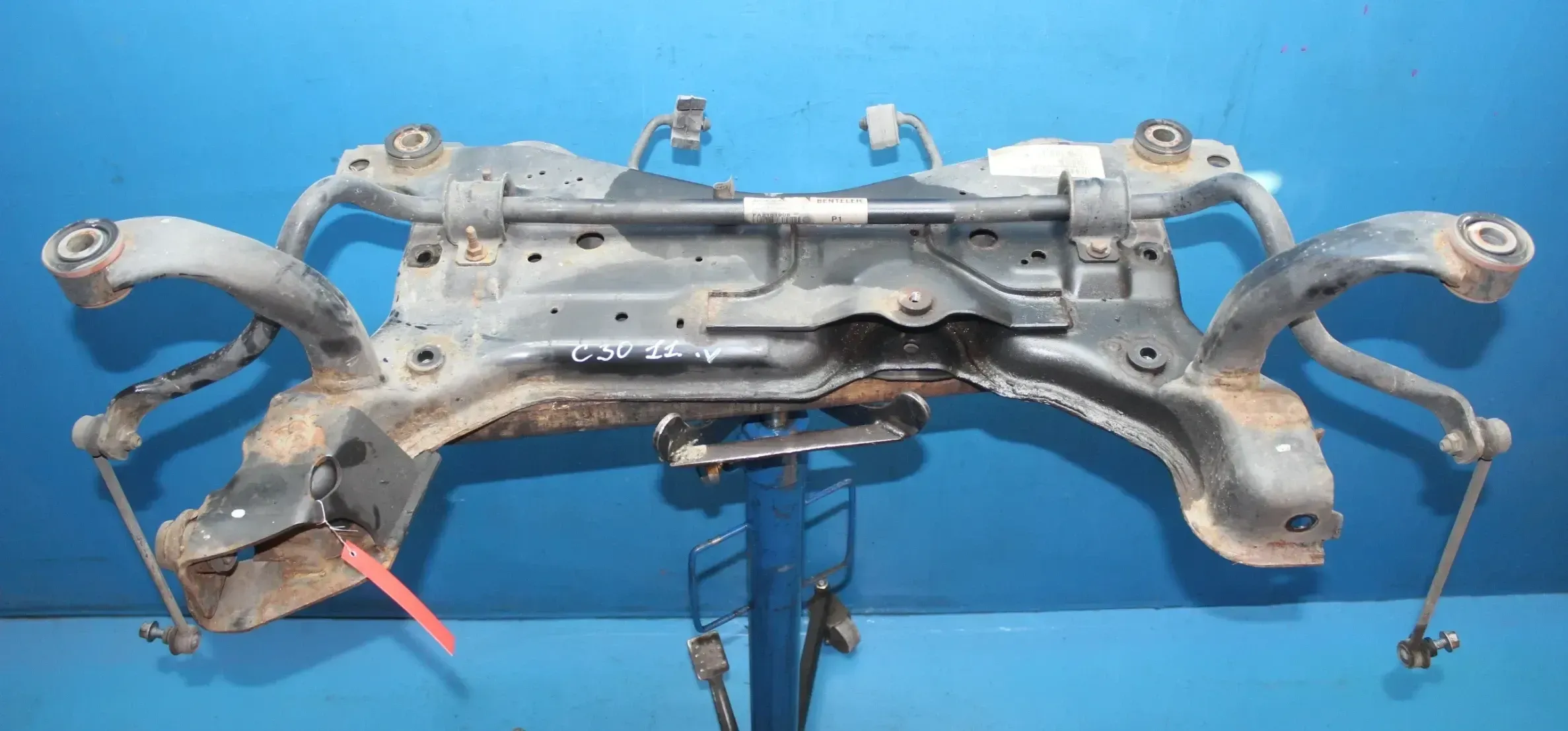 Achsträger Achse vorne Vorderachse Stabilisator Volvo C30 D4 Facelift Bj.2011 - Bild 1