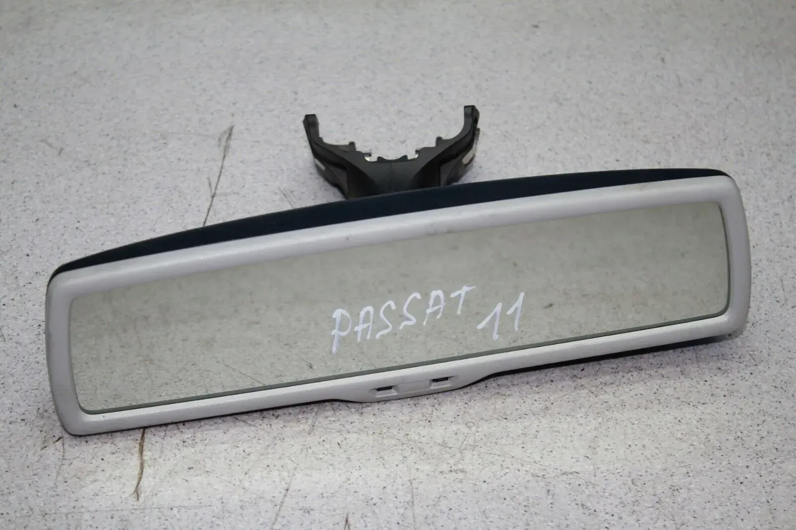 VW Passat 3C B7 Bj.11 Innenspiegel Rückspiegel innen Spiegel - Bild 1