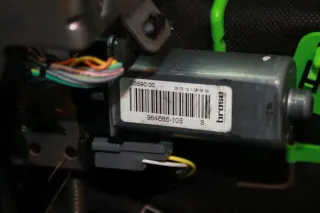 Beifahrersitz el. verstellbar Leder Sitz vorne rechts Peugeot 508 SW I 8E Bj.13 - Bild 10