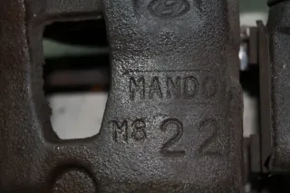 Bremssattel Bremszange vorne links Mando BC140184 KIA RIO III 3 UB Bj.16 - Bild 3