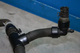 Kühlwasserschlauch Schlauch Leitung Rohr 271A35835R-B Renault Clio 4 IV Bj.15 - Bild 4