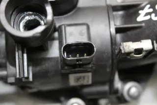 Thermostat Thermostatgehäuse A2822034000 Mercedes Benz M282 - Bild 7