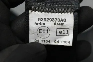 Sicherheitsgurt Gurt hinten rechts 3-te Reihe Chrysler Voyager IV RG GY Bj.07 - Bild 8